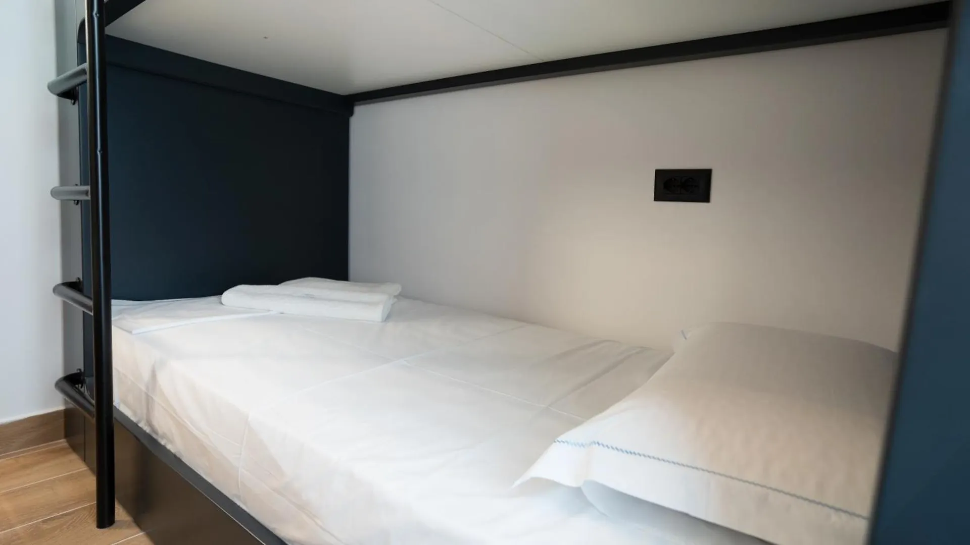 Azure Sea View Apartments Durrës Albánia