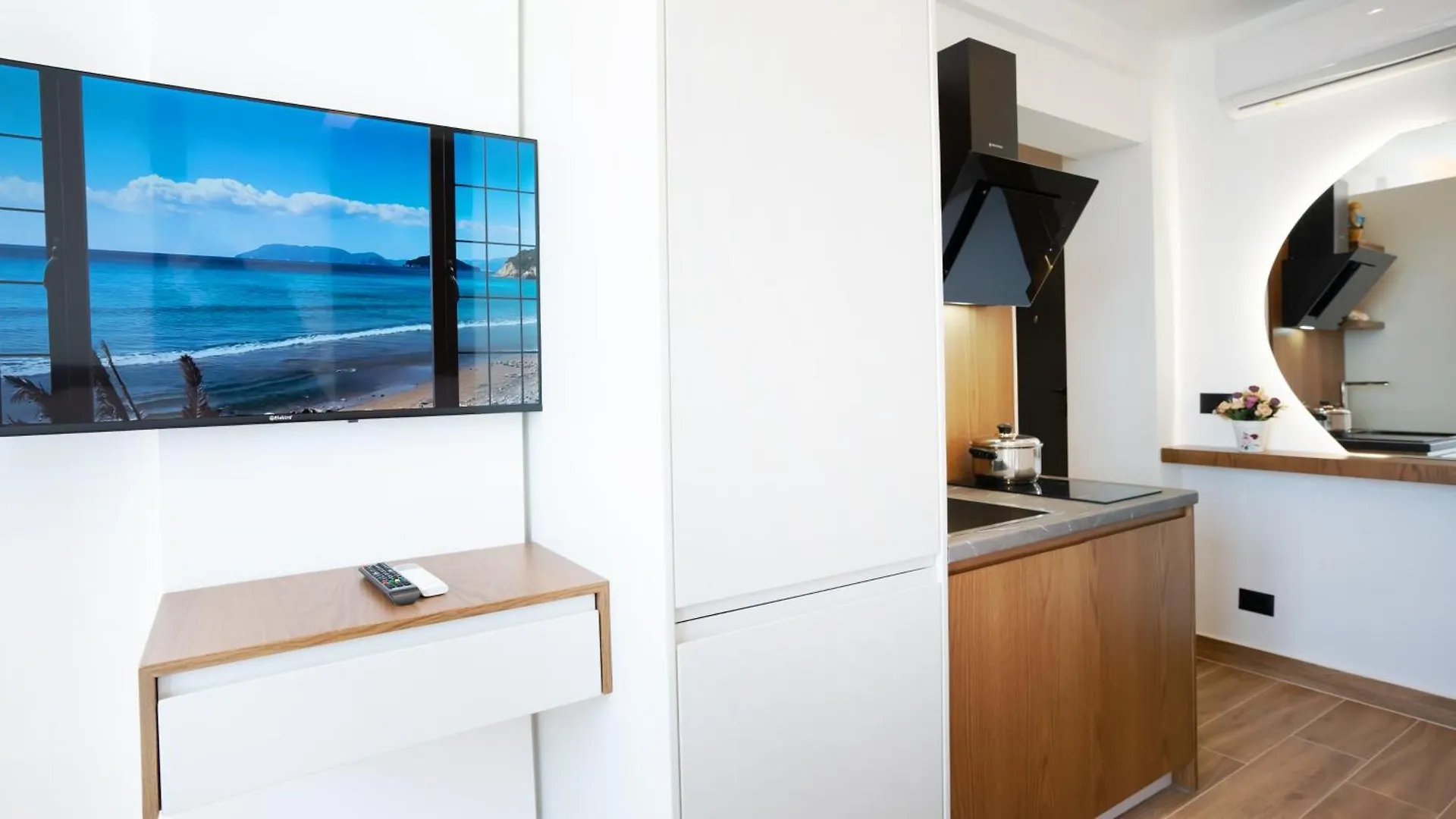 Azure Sea View Apartments Durrës