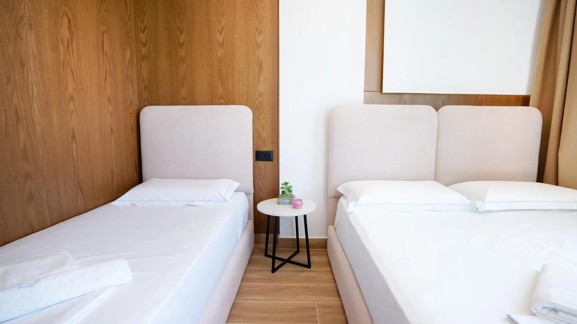 Azure Sea View Apartments Durrës